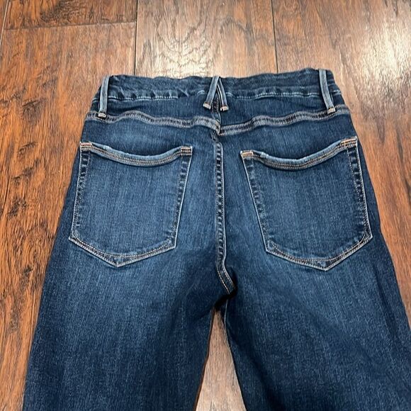 Good American
Good Legs Ripped distressed raw hem jeans size 26 in EUC dark wash - Picture 6 of 9